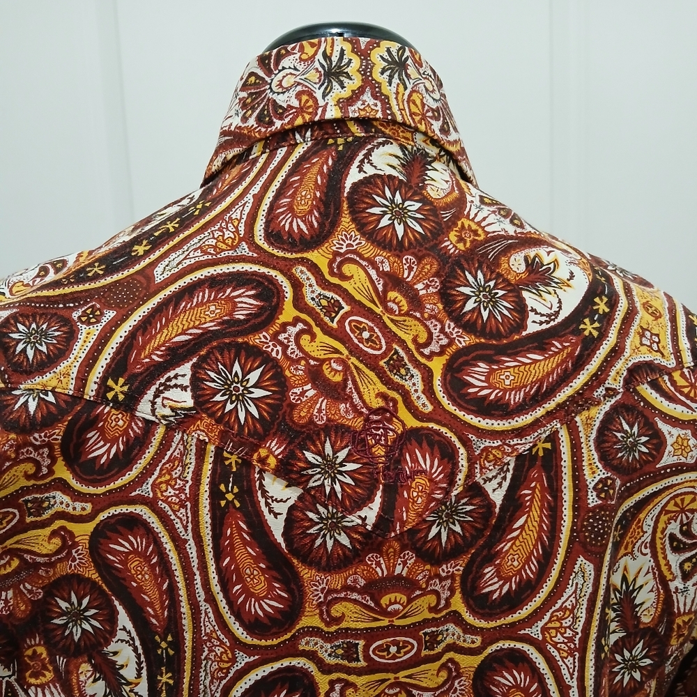 Patagonia Paisley Button Down Shirt - Picture 6 of 10